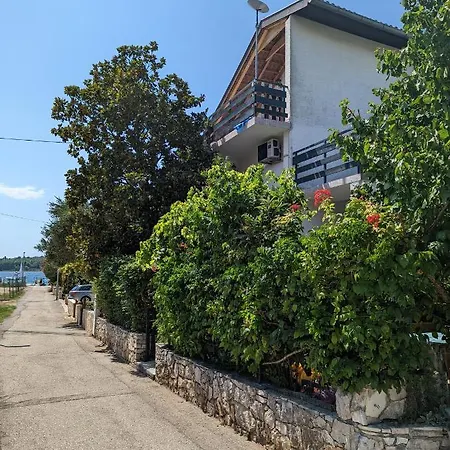 Ground Floor 50m From Apartamento *